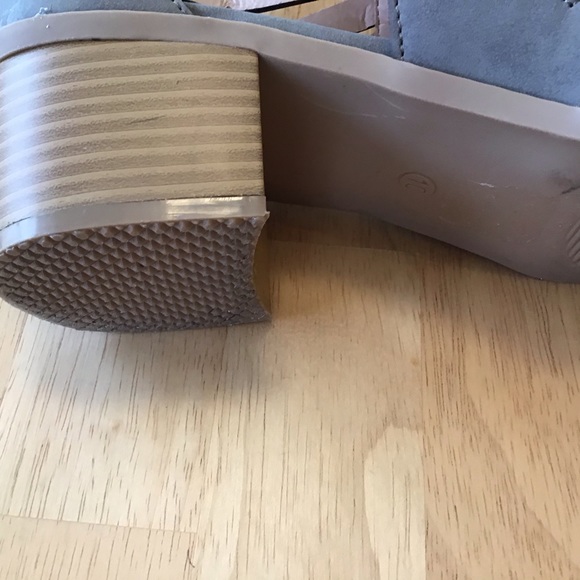 Heels, Size 10M, by JG Collections. Gray - Picture 7 of 7